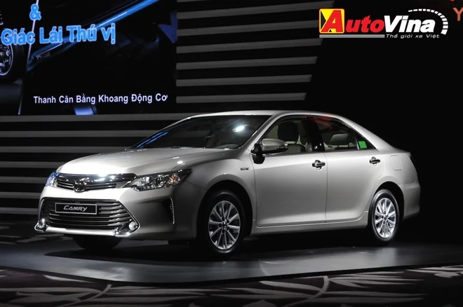 Ngắm chi tiết Toyota Camry 2015 vừa ra mắt ảnh 23