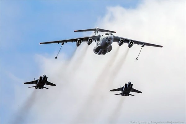 Điểm danh dàn chiến đấu cơ Nga duyệt binh Ngày Chiến thắng ảnh 13