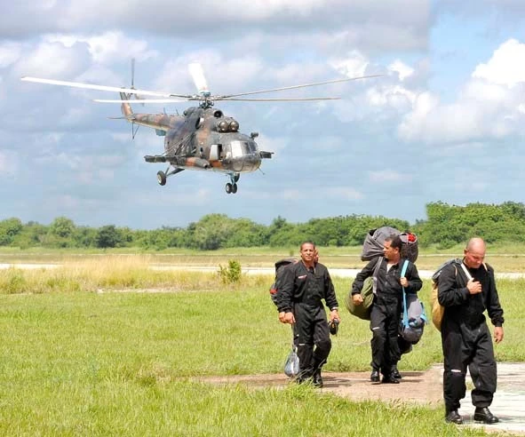 Tận mắt thấy không quân Cuba huấn luyện chiến đấu ảnh 10