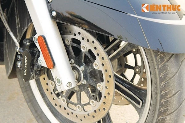 Tận thấy môtô siêu độc Victory Vision Tour 2014 ở Việt Nam ảnh 5