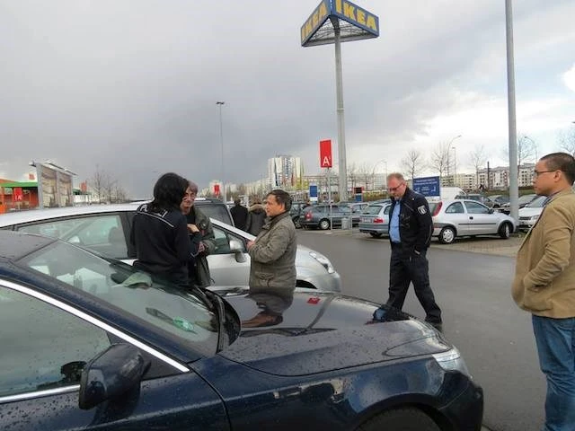 Cách xử lý va chạm giao thông ở Đức qua góc nhìn người Việt