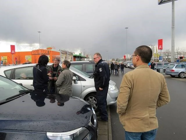 Cách xử lý va chạm giao thông ở Đức qua góc nhìn người Việt