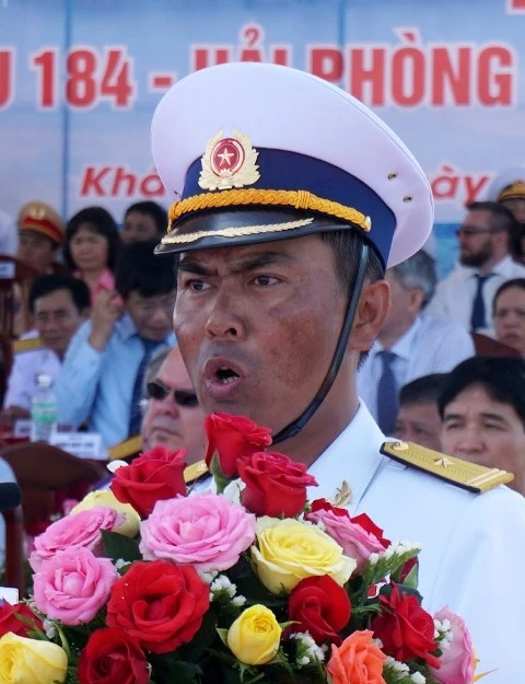 Thượng cờ tàu ngầm 184 - Hải Phòng và 185 - Khánh Hòa - ảnh 2