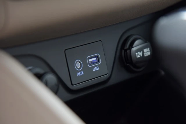 Hyundai Tucson 2016 ra mắt, lịch lãm hơn SantaFe, giá 925 triệu ảnh 13