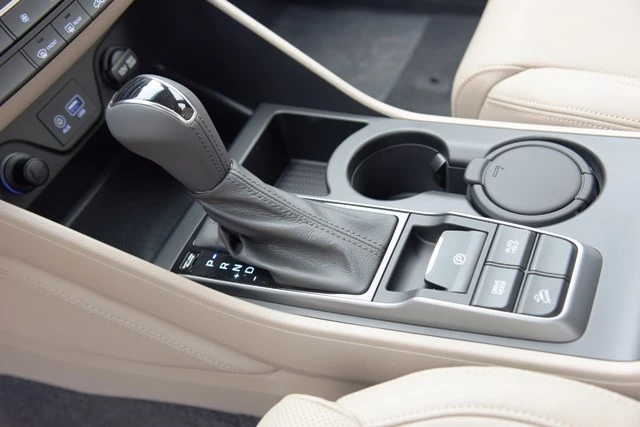 Hyundai Tucson 2016 ra mắt, lịch lãm hơn SantaFe, giá 925 triệu ảnh 9