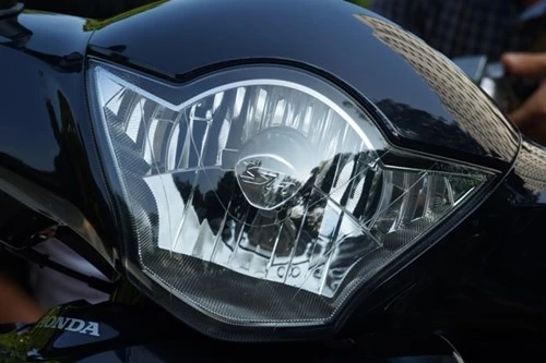 Cận cảnh Honda SH mới khởi động như ô tô - ảnh 10