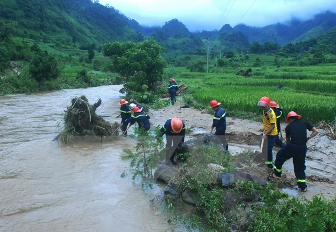 Không khí lạnh tiếp tục ảnh hưởng đến Bắc Bộ, đề phòng lũ quét ảnh 1