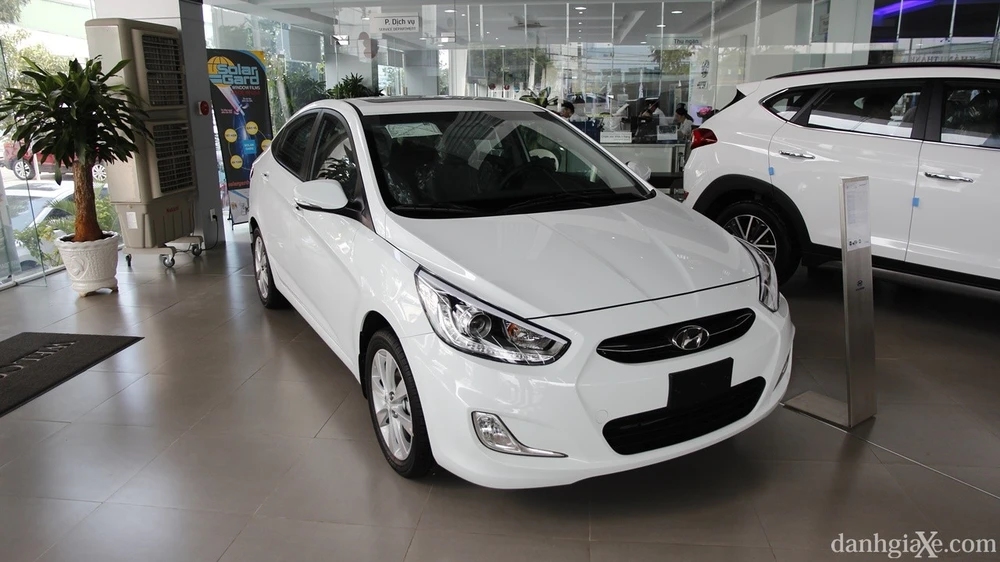 Với 600 - 700 triệu nên chọn xe sedan hạng B nào? ảnh 14