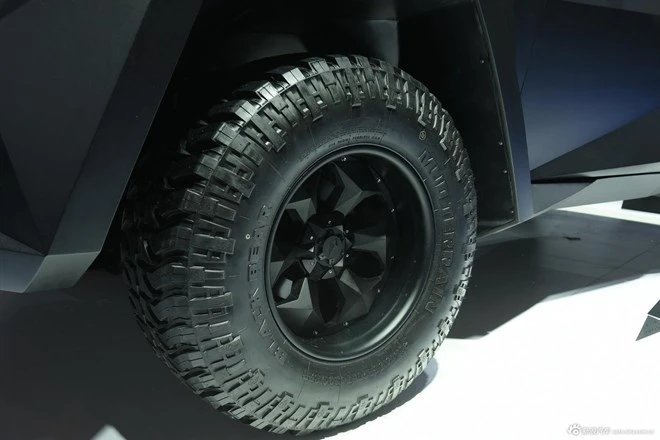 Siêu xe 'lập dị' IAT Kalman của Trung Quốc có giá bán lè lưỡi ảnh 7