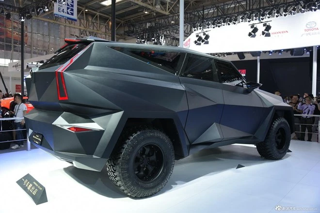 Siêu xe 'lập dị' IAT Kalman của Trung Quốc có giá bán lè lưỡi ảnh 2