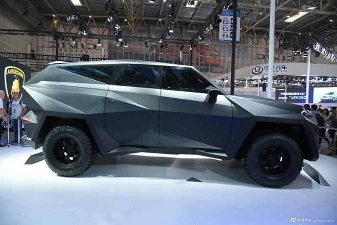 Siêu xe 'lập dị' IAT Kalman của Trung Quốc có giá bán lè lưỡi ảnh 4