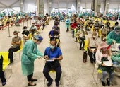 Đài Loan bắt đầu tiêm đại trà vaccine COVID-19 tự sản xuất
