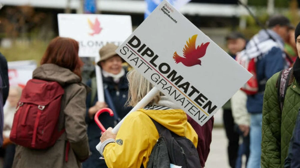 Phong trào biểu tình Không bao giờ chiến tranh nữa.jpg