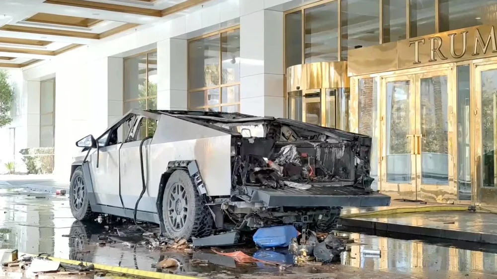 Xe cybertruck nổ trước khách sạn Trump International_Động cơ gây án.jpg