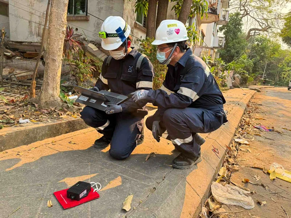 Singapore triển khai biệt đội gián-robot hỗ trợ cứu hộ động đất ở Myanmar_3.jpg