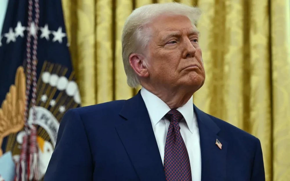 Tổng thống Trump nói về khả năng giảm thuế quan đối với Trung Quốc.jpg