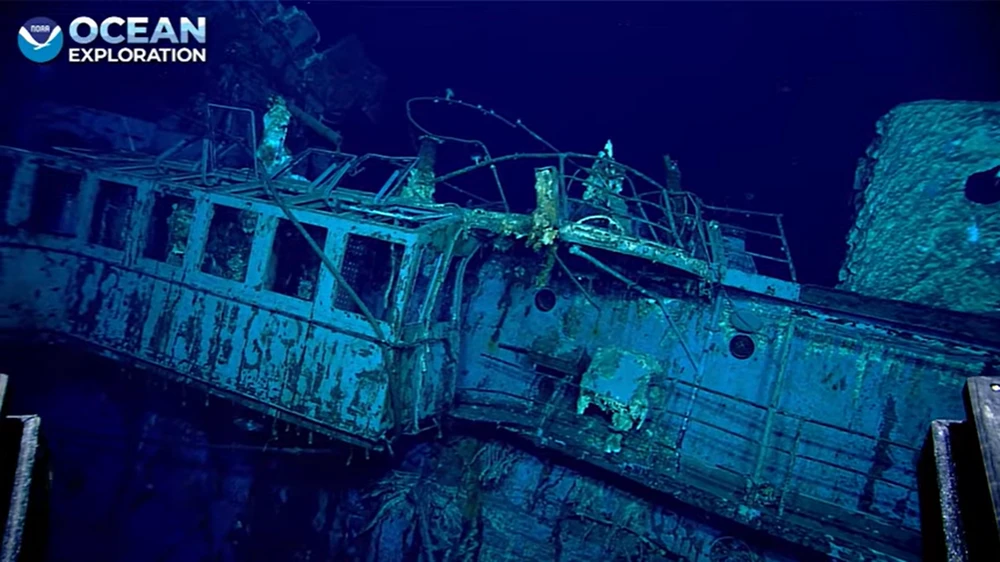 'Phát hiện thú vị' khó hiểu bên trong xác tàu sân bay Mỹ chìm trong Thế chiến 2.png
