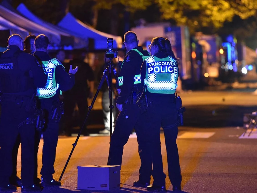 Cảnh sát Vancouver phong toả hiện trường vụ lao xe vào đám đông dự lễ hội Lapu-Lapu.jpg