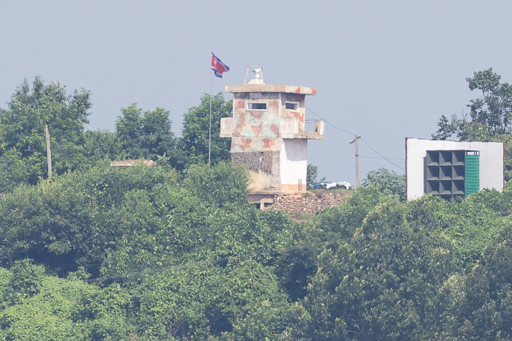 Hàn Quốc, Triều Tiên tháo loa tuyên truyền dọc biên giới.jpg