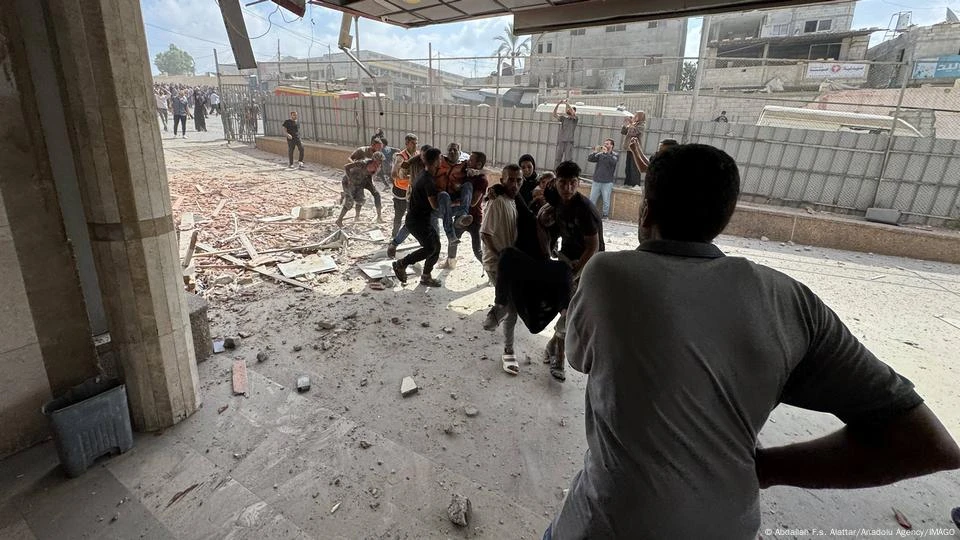 Israel không kích bệnh viện Nasser ở Dải Gaza.jpg