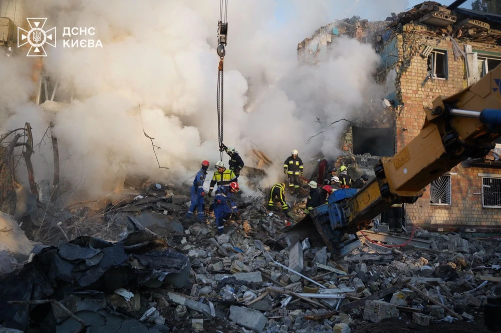 Châu Âu cáo buộc Nga 'tấn công bừa bãi' trúng toà nhà phái đoàn EU tại Kiev.jpg