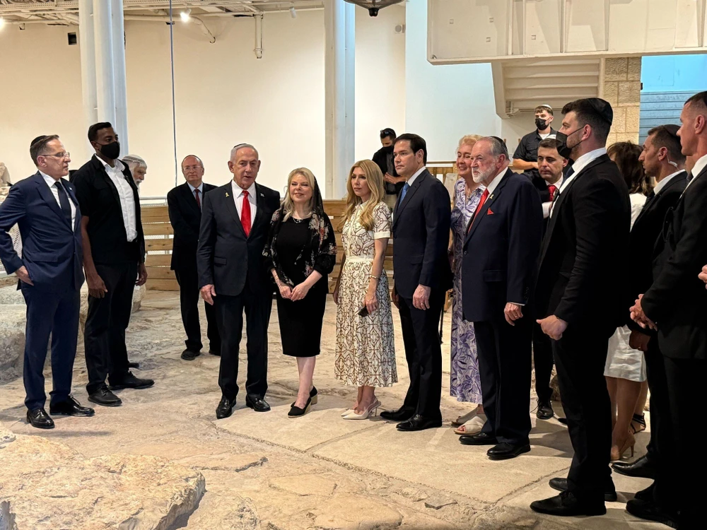 Netanyahu tiếp Ngoại trưởng Mỹ Marco Rubio, thăm Bức tường Than khóc.jpg