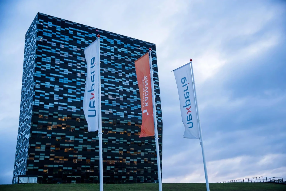 1211 Bắc Kinh đề nghị Đức can thiệp vụ Hà Lan giành quyền kiểm soát hãng chip Nexperia của Trung Quốc.jpg