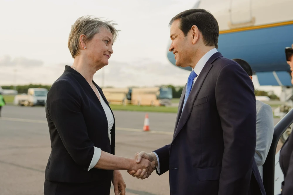 1311 Ngoại trưởng Rubio bác tin Anh ngừng chia sẻ tin tình báo với Mỹ vì chiến dịch chống tàu ma tuý ở biển Caribe.jpg