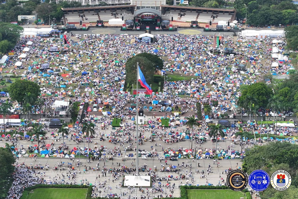 1811 Biểu tình chống tham nhũng liên quan công trình kiểm soát lũ ở Philippines.jpg