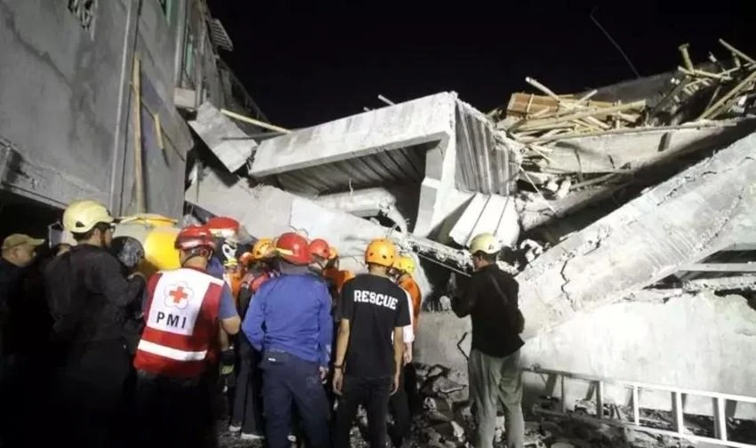 ĐT_Nhìn lại các thảm hoạ tàn khốc trong năm 2025_19_sập trường học Indonesia.jpg