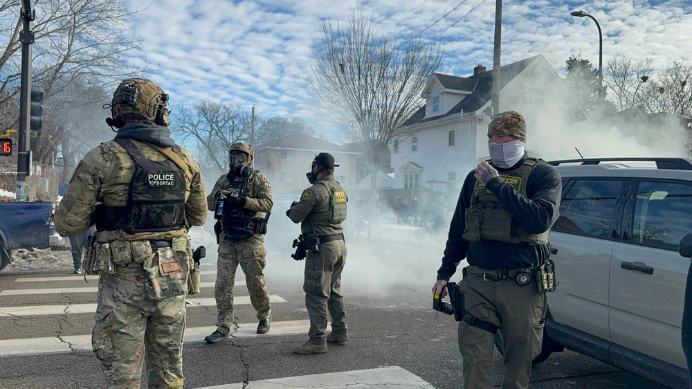 1301 Chính quyền Trump bị kiện vì chiến dịch trấn áp nhập cư làm chết người ở Minnesota, Illinois.jpg