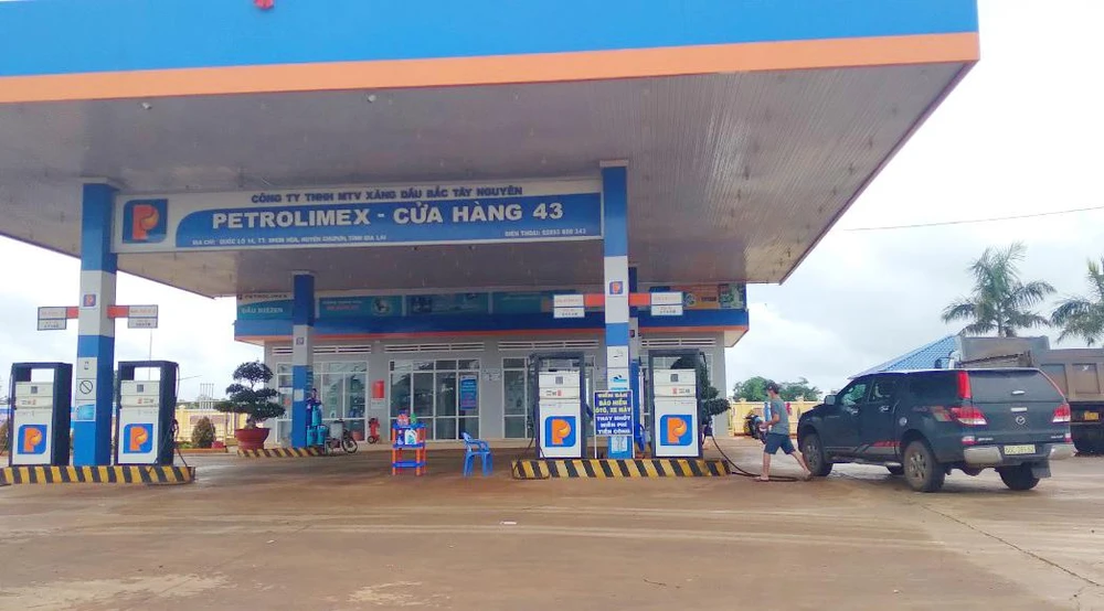 Lô đất nông nghiệp xưa giờ đã là cây xăng lớn.