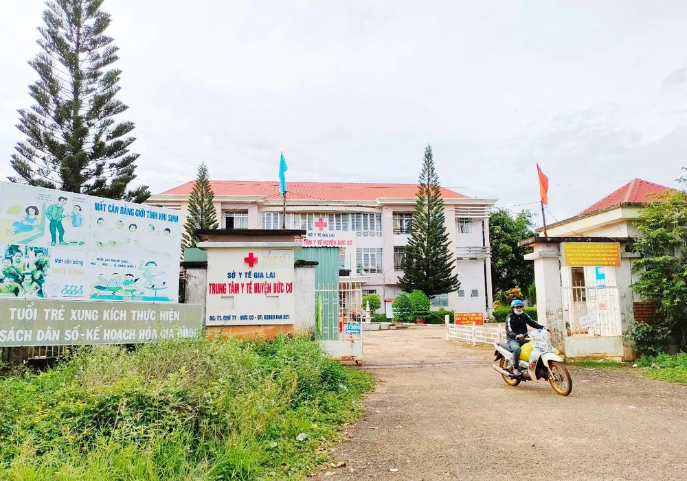 Phó giám đốc Trung tâm Y tế huyện Đức Cơ tố cáo nguyên giám đốc Trần Quang Chỉ. Ảnh: LK