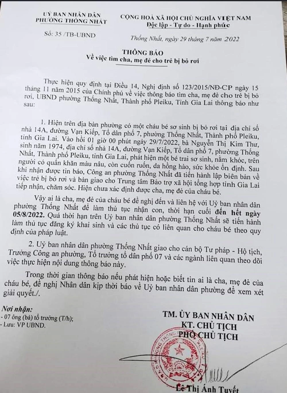 Phường Thống Nhất thông báo tìm cha, mẹ ruột cháu bé. Ảnh: TT. Phường Thống Nhất thông báo tìm cha, mẹ ruột cháu bé. Ảnh: TT.