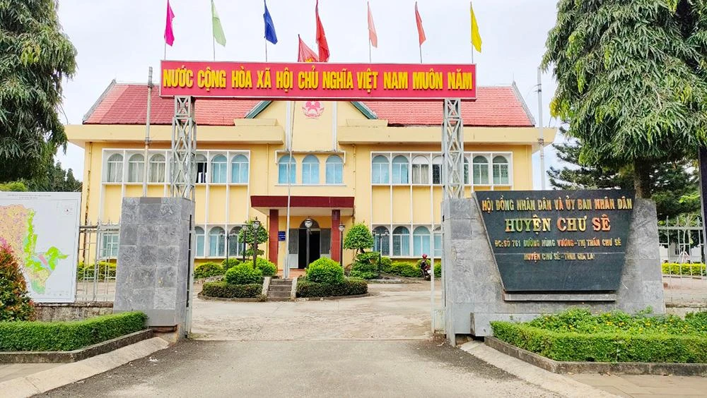 Công tác đầu tư xây dựng cơ bản tại UBND huyện Chư Sê có nhiều sai phạm. Ảnh: LK.