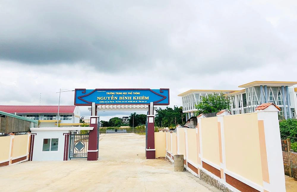 Hồ sơ dự án được chuyển sang Cơ quan CSĐT Công an tỉnh Gia Lai. Ảnh: TH.