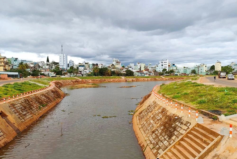 Công an tỉnh Gia Lai trưng cầu Sở Tài chính giám định thiệt hại dự án Kè Hội Phú. Ảnh: LK