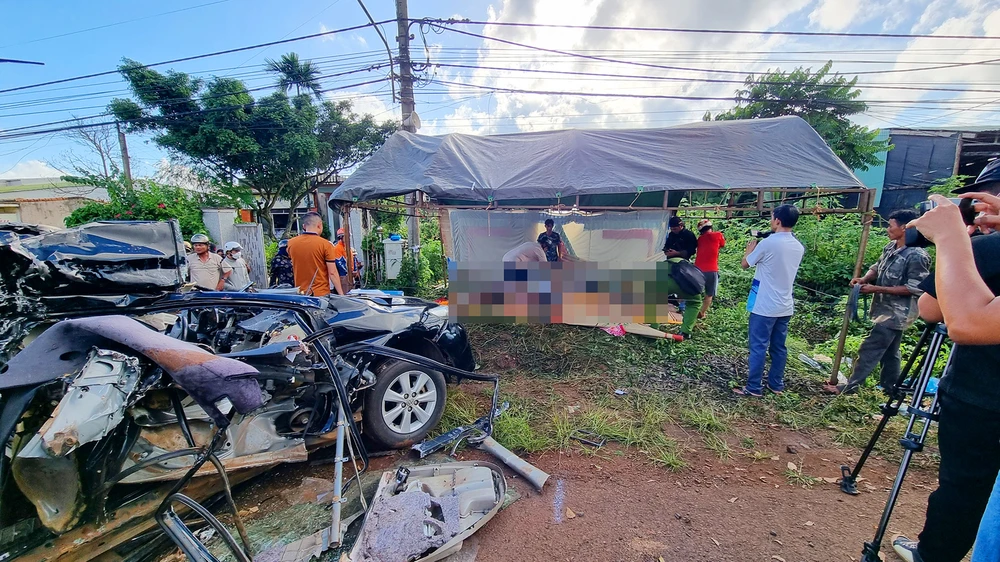 Nguyên nhân tai nạn giao thông được xác định là do lái xe tải vượt ẩu.