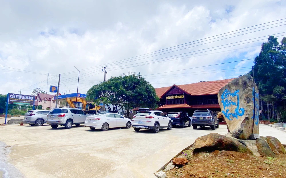 Du-an-lan-rung-nup-bong-bao-ton-lan 1.jpg