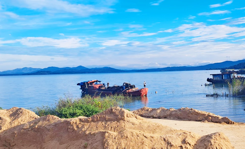 Bộ Công thương cấp giấy phép nạo vét