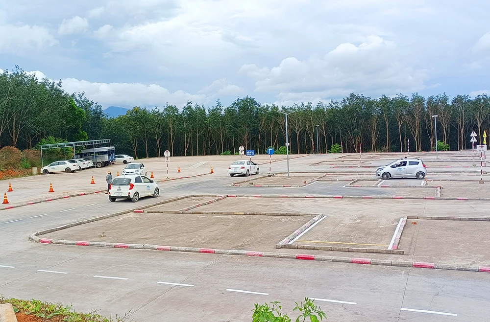 Trung tấm lái xe 3T