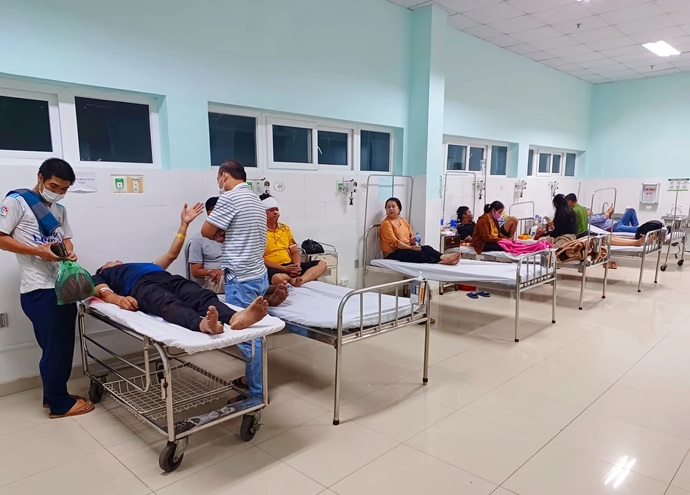 Xe khách vượt ẩu gây tai nạn tại huyện Kon Rẫy, Kon Tum