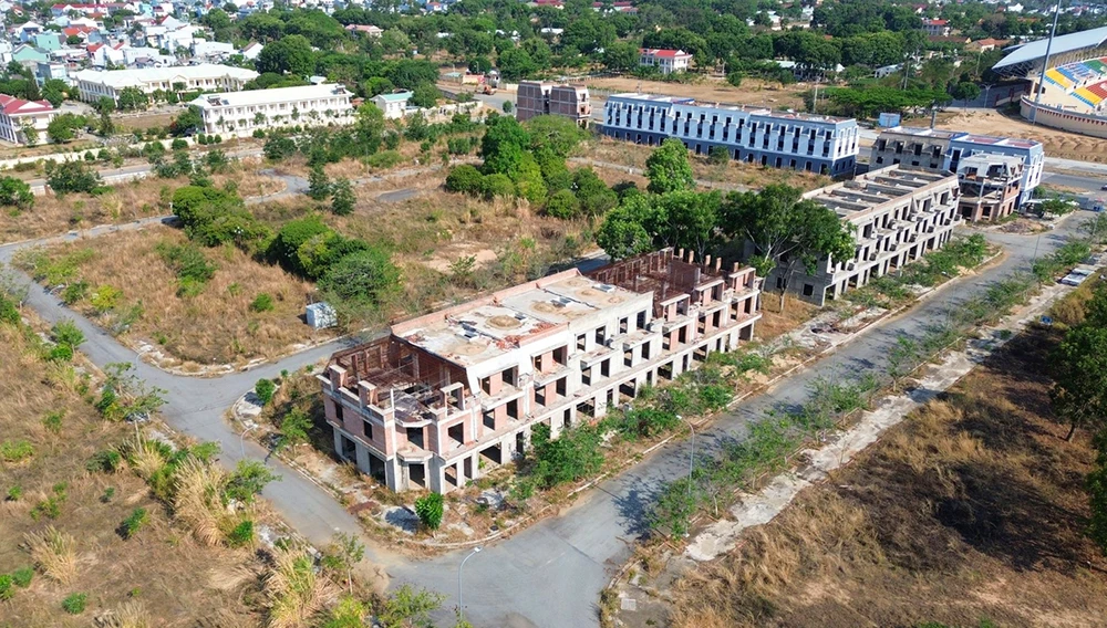 Thu hồi giấy chứng nhận quyền Sử dụng đất của tập đoàn flc tại Kon Tum