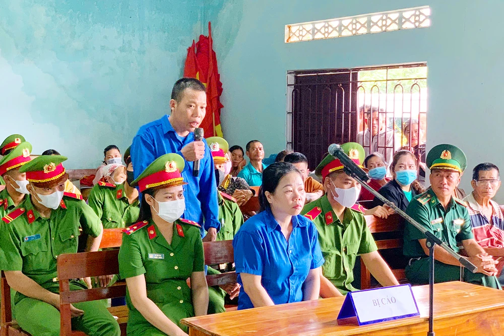 Hai người vận chuyển ma túy bị tuyên án tử hình ở kon tum