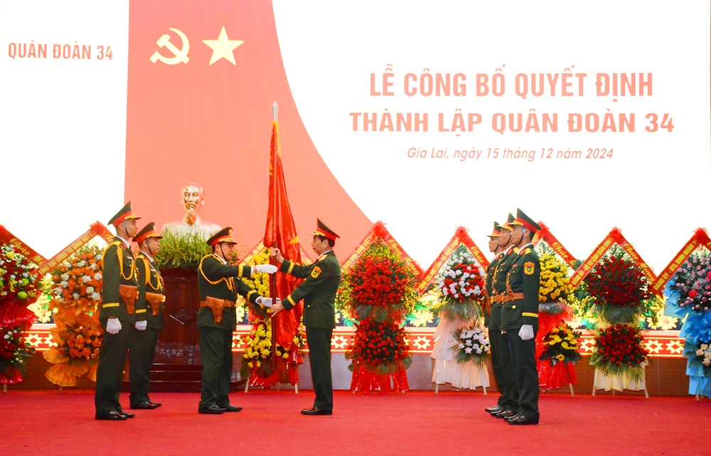 Thành lập Quân đoàn 34 trên cơ sở sáp nhập Quân đoàn 3 và Quân đoàn 4