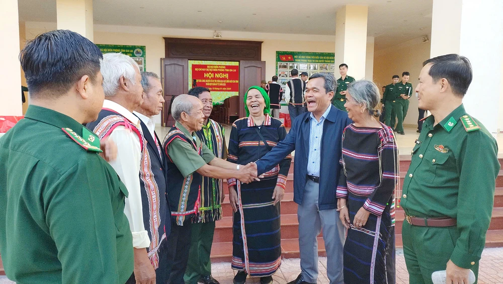 Già làng, người uy tín góp phần đảm bảo an ninh biên giới ở Gia Lai