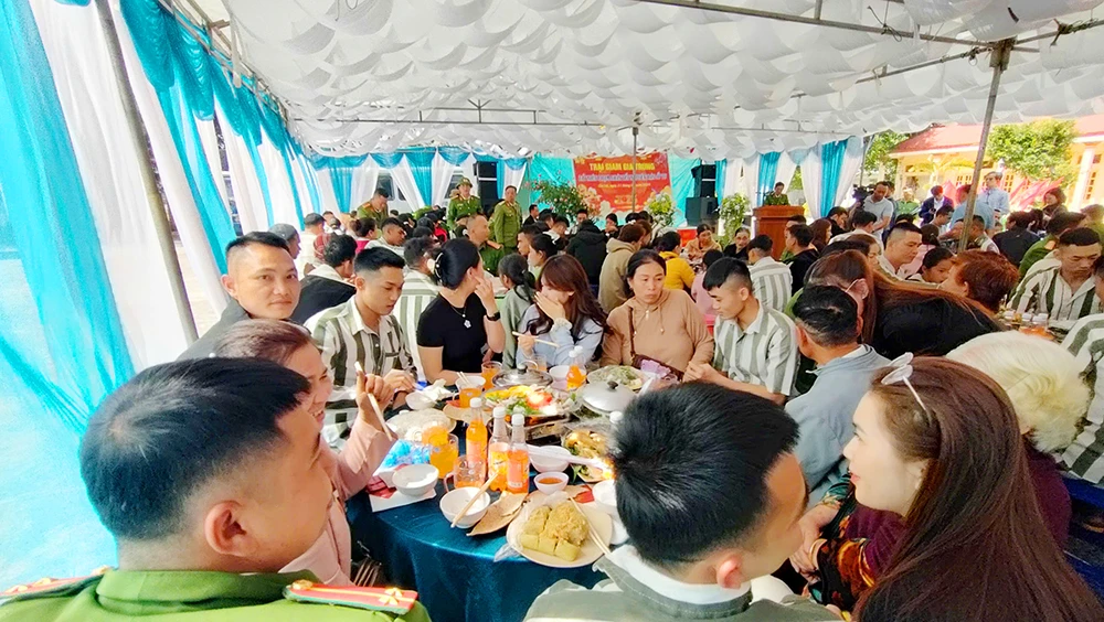 Trại Giam Gia Trung