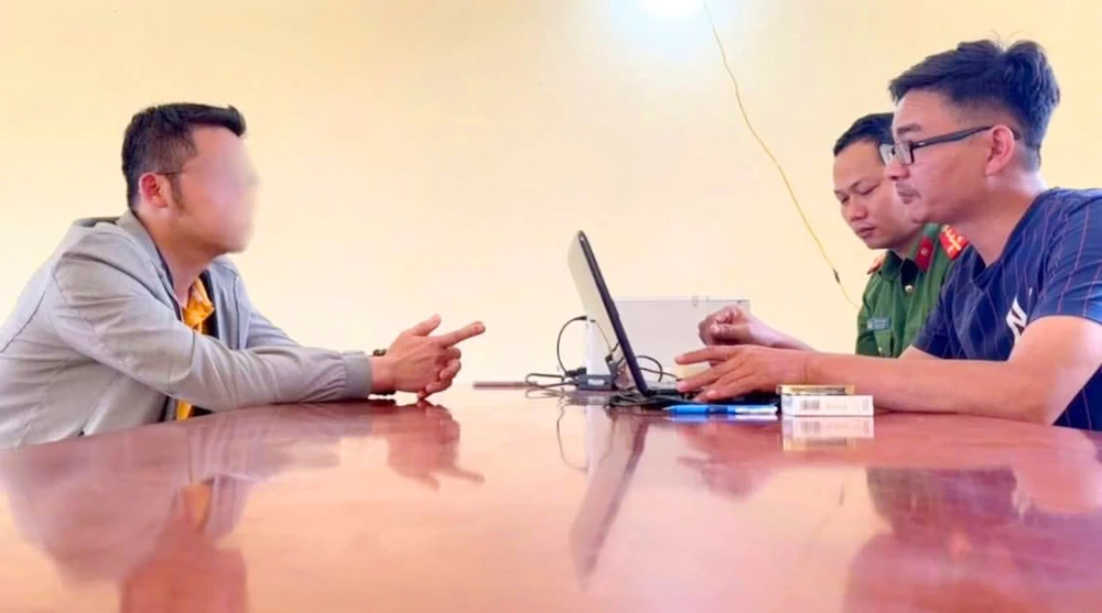 Thần y 'Na Tra thái tử hạ phạm' chữa bệnh ung thư ở Gia Lai