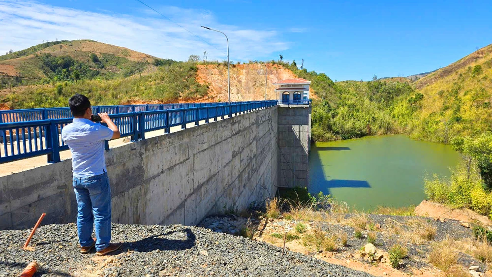 Dự án thủy lợi Đăk Pokei chậm trễ do ảnh hưởng dịch Covid và phóng xạ