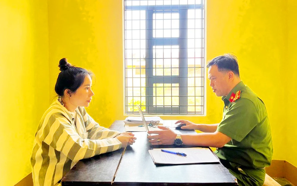 Công an Gia Lai khởi tố 6 bị can về tội môi giới mại dâm